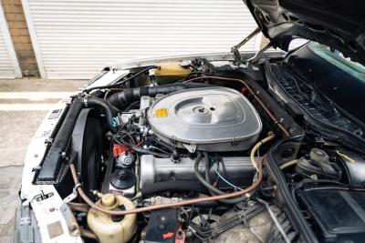 1984 Mercedes - Benz 500 SEL (Armoured)