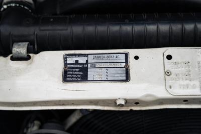 1984 Mercedes - Benz 500 SEL (Armoured)