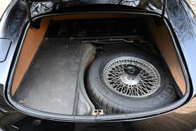 1974 Jaguar E-Type Series III (Commemorative Edition)