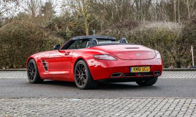 2011 Mercedes - Benz SLS 63 AMG Roadster