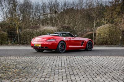 2011 Mercedes - Benz SLS 63 AMG Roadster