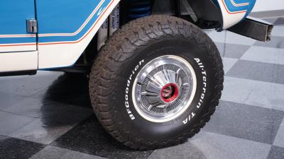 1976 Ford Bronco 4x4 7.3 Diesel
