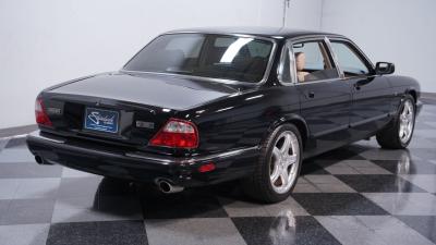 2003 Jaguar XJR R1 Supercharged