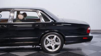 2003 Jaguar XJR R1 Supercharged