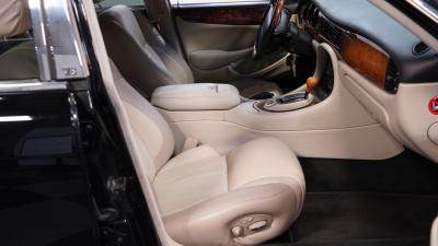 2003 Jaguar XJR R1 Supercharged