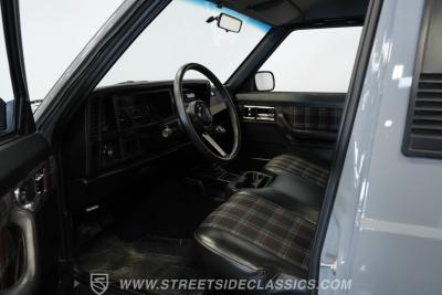 1990 Jeep Comanche Pioneer 4X4