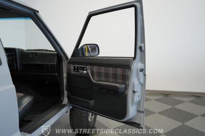 1990 Jeep Comanche Pioneer 4X4