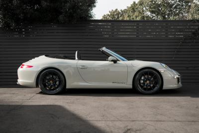 2013 Porsche 911 Carrera 