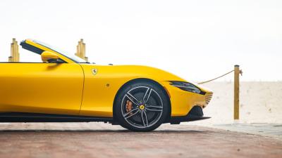 2024 Ferrari ROMA SPIDER