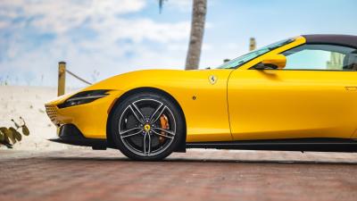 2024 Ferrari ROMA SPIDER