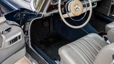 1969 Mercedes - Benz 280 SE Cabriolet