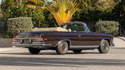 1971 Mercedes - Benz 280 SE 3.5 CABRIOLET