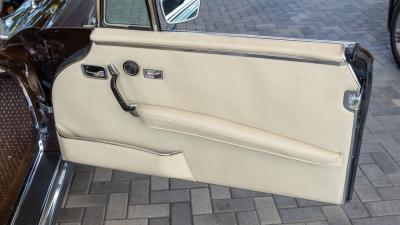 1971 Mercedes - Benz 280 SE 3.5 CABRIOLET