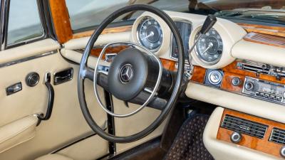 1971 Mercedes - Benz 280 SE 3.5 CABRIOLET