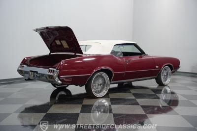 1972 Oldsmobile Cutlass Supreme Convertible