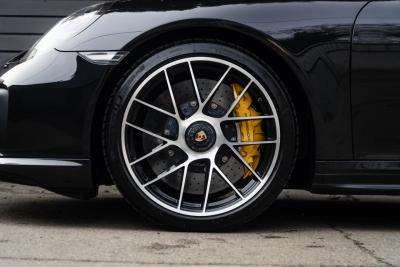 2017 Porsche 911 (991.2) Turbo S Coupe