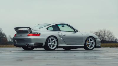 2001 Porsche 911 GT2