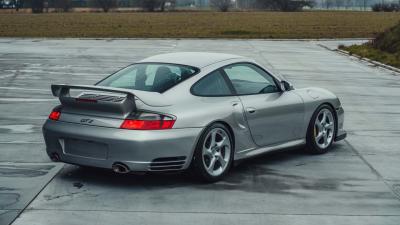 2001 Porsche 911 GT2