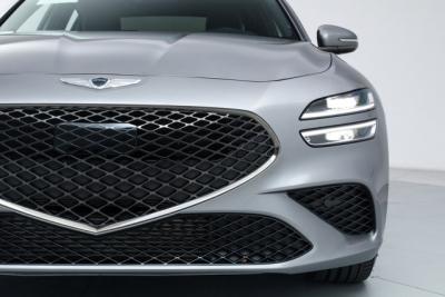 2023 Genesis G70