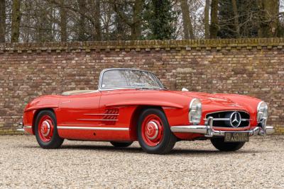 1962 Mercedes - Benz 300 SL Roadster &ldquo;One of 182 examples built in &rdquo;