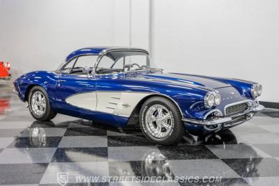 1961 Chevrolet Corvette Restomod