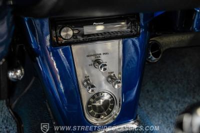 1961 Chevrolet Corvette Restomod