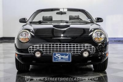 2002 Ford Thunderbird