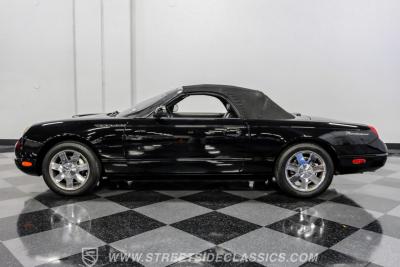 2002 Ford Thunderbird