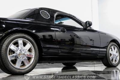 2002 Ford Thunderbird