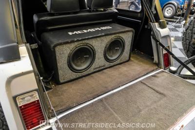 1970 Jeep Jeepster Commando Restomod