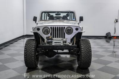 1970 Jeep Jeepster Commando Restomod