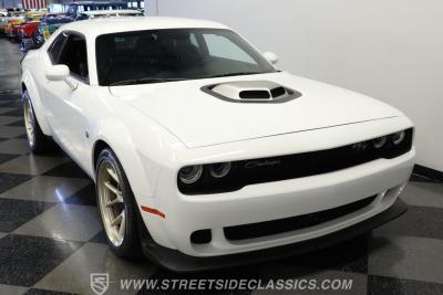 2023 Dodge Challenger R/T Scat Pack Widebody Swinger Special Edition