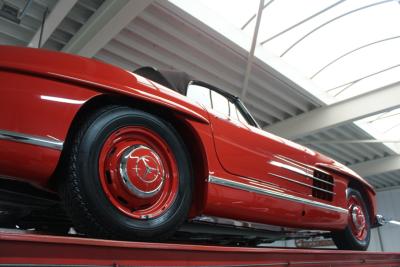 1962 Mercedes - Benz 300 SL Roadster &ldquo;Restoration by MB Classic Center in Fellbach&rdquo;