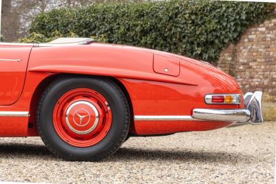 1962 Mercedes - Benz 300 SL Roadster &ldquo;Restoration by MB Classic Center in Fellbach&rdquo;