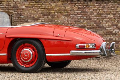 1962 Mercedes - Benz 300 SL Roadster &ldquo;Restoration by MB Classic Center in Fellbach&rdquo;