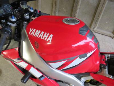 2001 Yamaha YZF-R1
