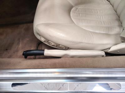 1998 Jaguar XK R COUPE