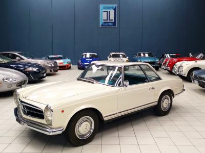 1965 Mercedes - Benz 230 SL Pagode