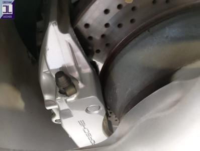 1998 Porsche 996 CARRERA 4