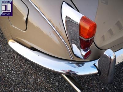 1969 Daimler V8 SALOON