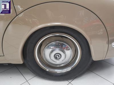 1969 Daimler V8 SALOON