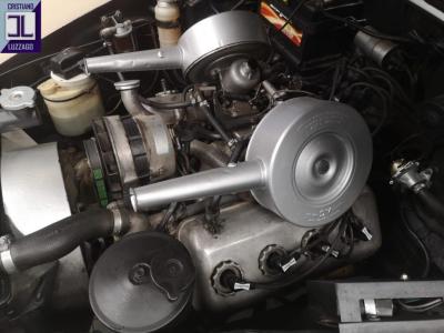 1969 Daimler V8 SALOON