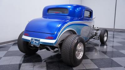 1932 Ford 3-Window Coupe