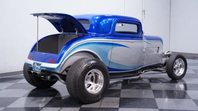 1932 Ford 3-Window Coupe
