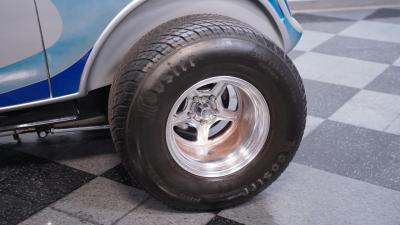 1932 Ford 3-Window Coupe