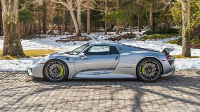 2015 Porsche 918 Spyder