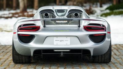 2015 Porsche 918 Spyder