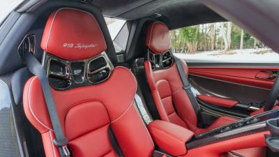 2015 Porsche 918 Spyder