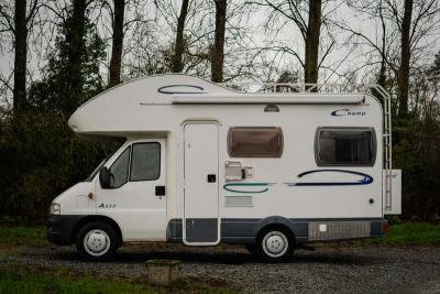 2005 Fiat DUCATO LUNAR CHAMP 4 BERTH MOTORCARAVAN