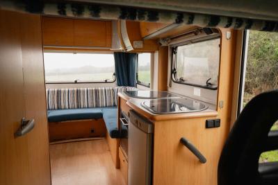 2005 Fiat DUCATO LUNAR CHAMP 4 BERTH MOTORCARAVAN